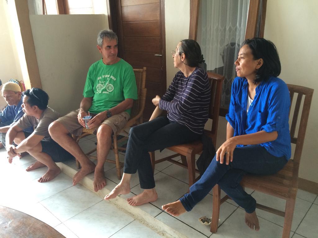 Jeges Homestay Senggigi Extérieur photo