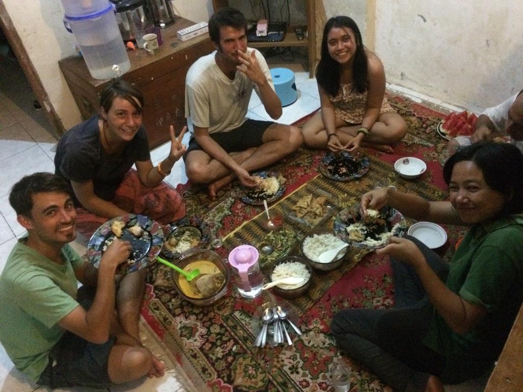 Jeges Homestay Senggigi Extérieur photo